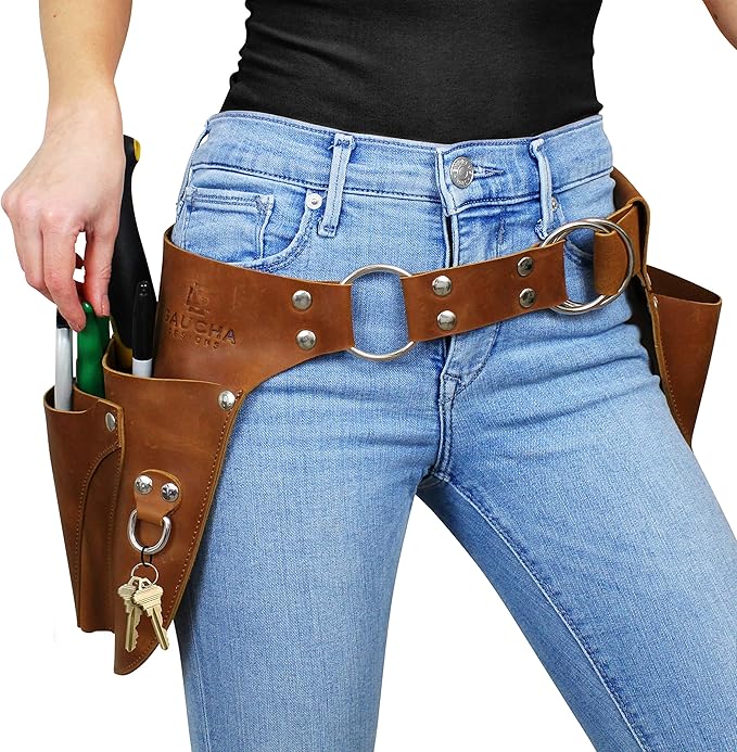 gardener wearing the best garden tool belt with essentialgardening tools.
